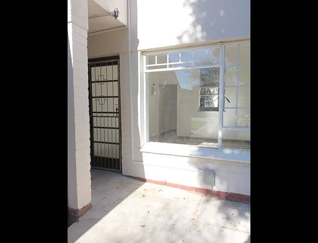 1 BEDROOM PROPERTY TO RENT IN BERGVLIET